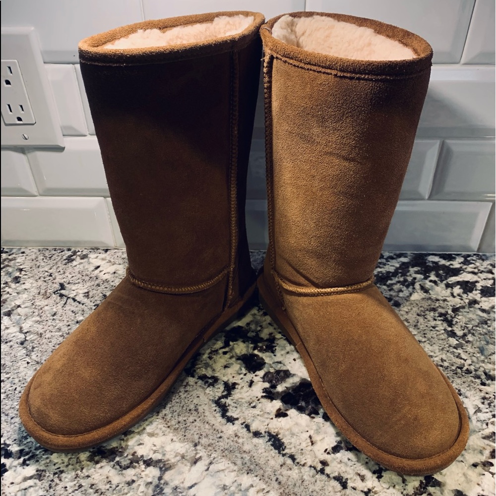 BEARPAW BOOTS